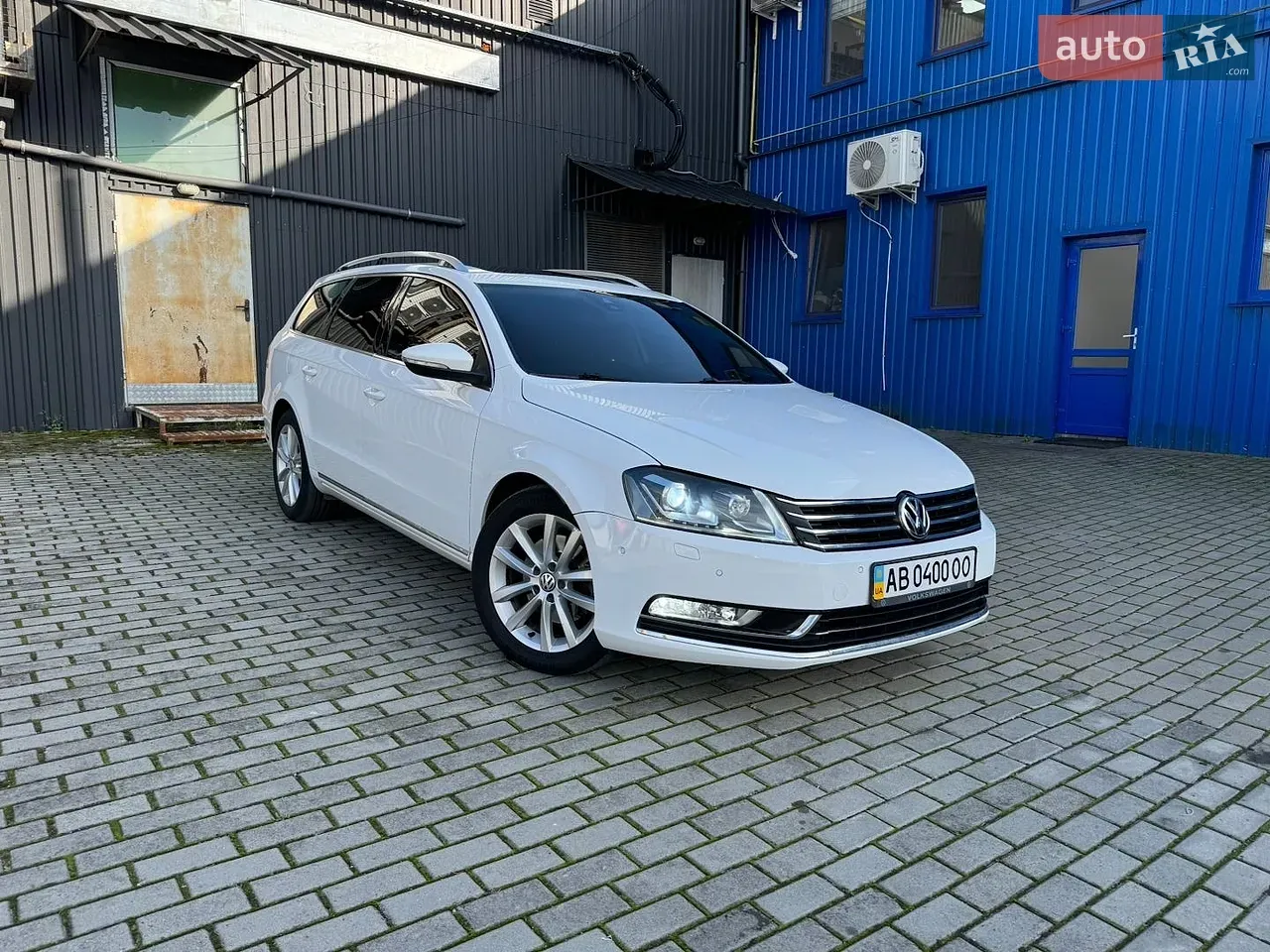 Volkswagen Passat 2011 photo 3
