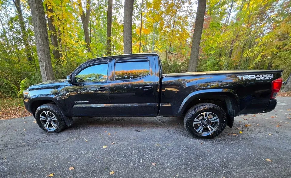 Toyota Tacoma 2017 photo 3
