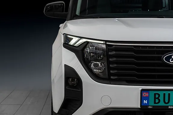 Ford Transit Courier 2024 photo 4