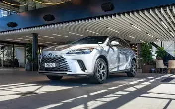 Lexus Rx 350H 2025 photo 2