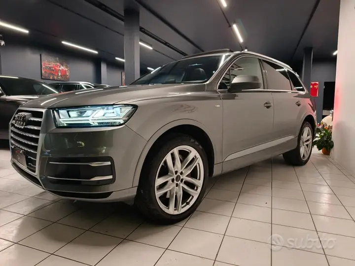 Audi Q7 2015 photo 3