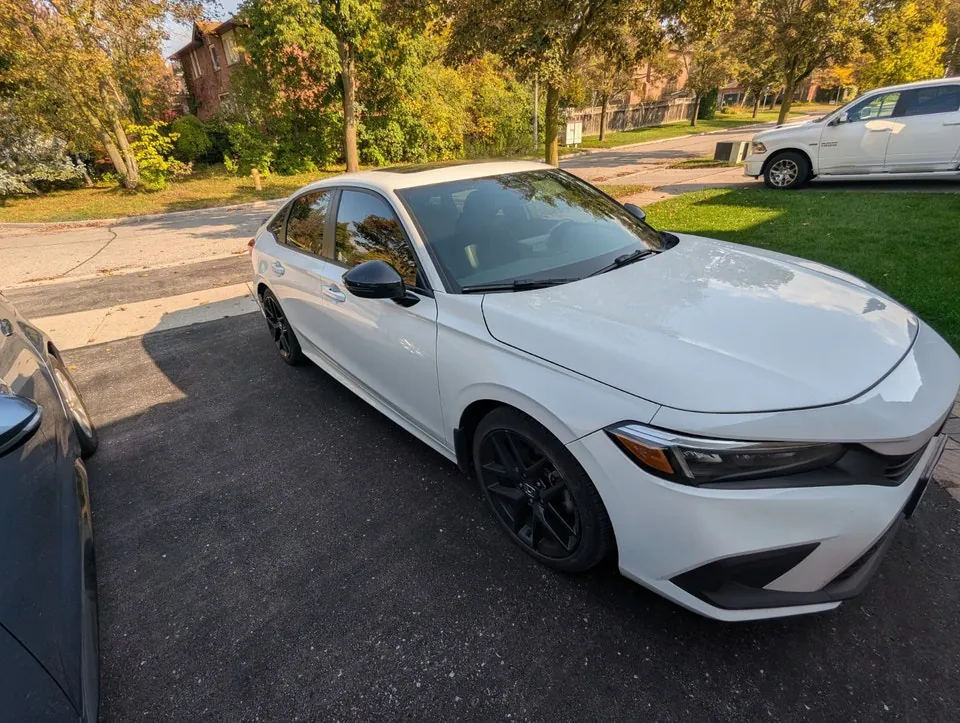 Honda Civic 2023 photo 3