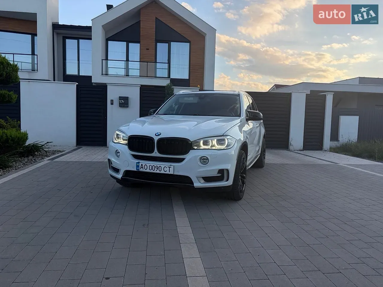 BMW X5 2014 photo 2