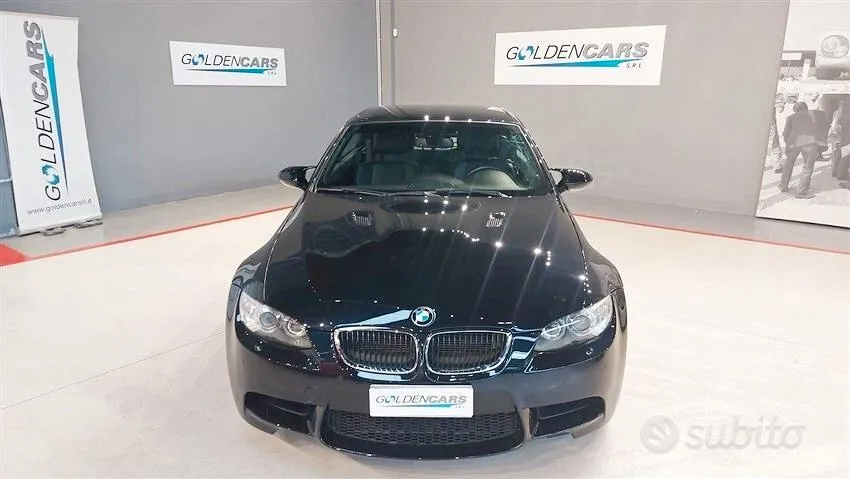 BMW M3 2010 photo 2