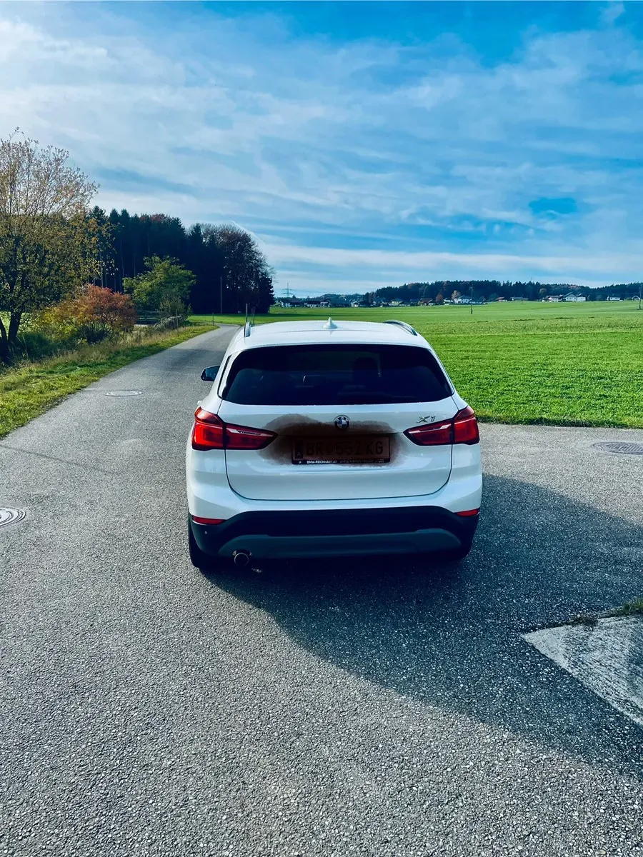 BMW X1 2015 photo 2