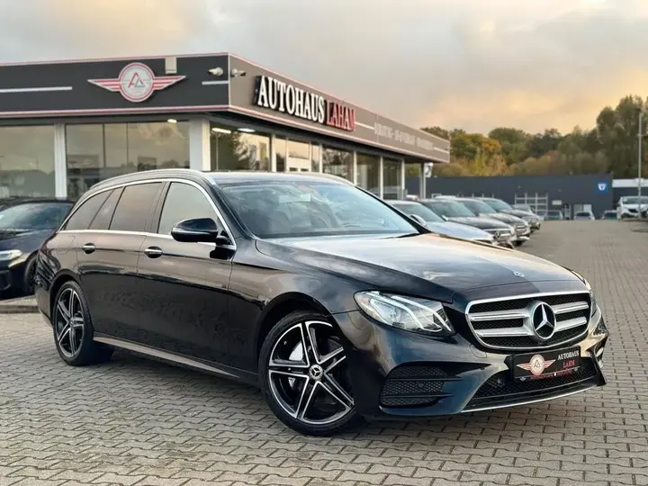 Mercedes-Benz E 300