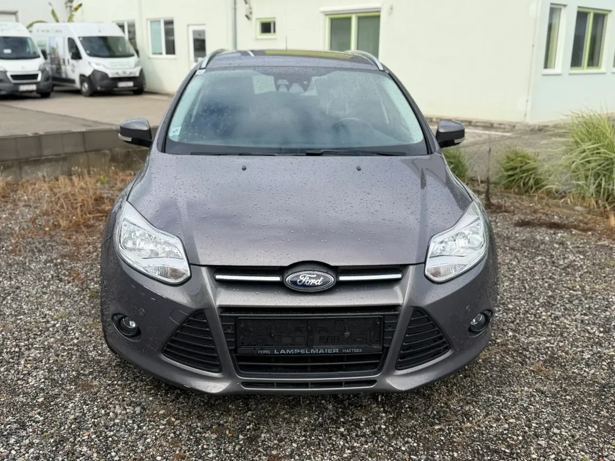 Ford Focus 2013 photo 2