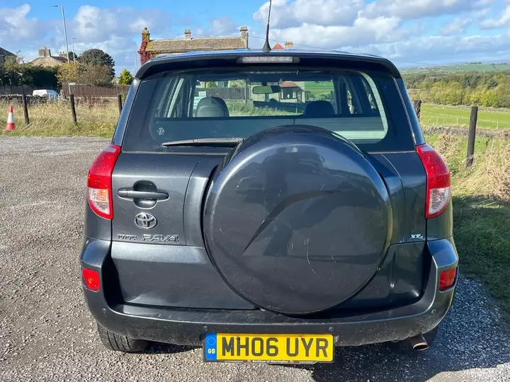 Toyota Rav4 2006 photo 4