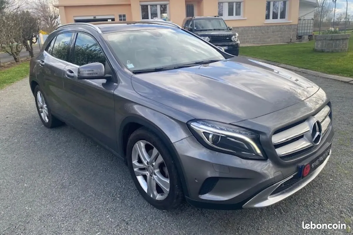 Mercedes-Benz Gla 2014 photo 2