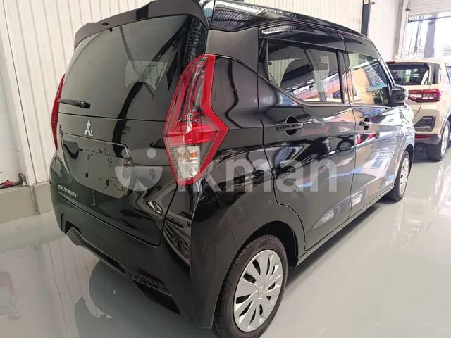Mitsubishi Ek Wagon 2023 photo 2