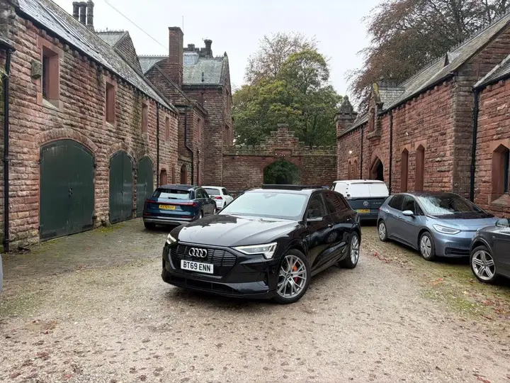 Audi E-Tron
