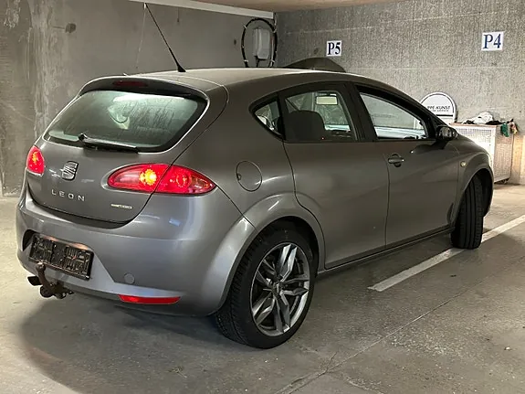 Seat Leon 2008 photo 5