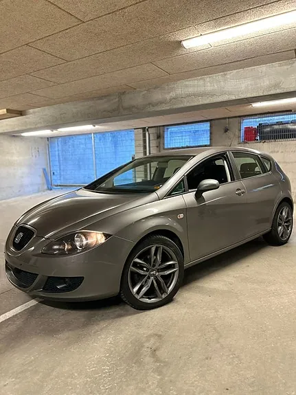 Seat Leon 2008 photo 2