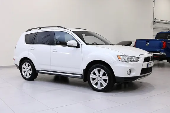 Mitsubishi Outlander 2012 photo 2