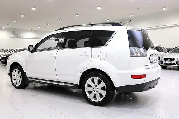 Mitsubishi Outlander 2012 photo 5