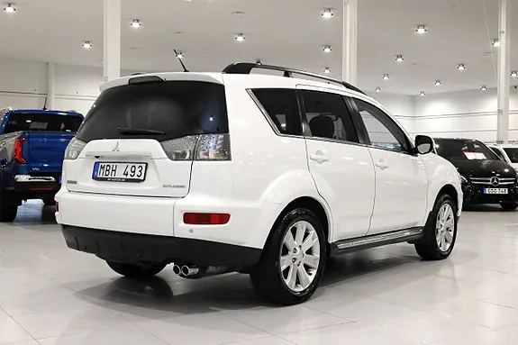 Mitsubishi Outlander 2012 photo 3