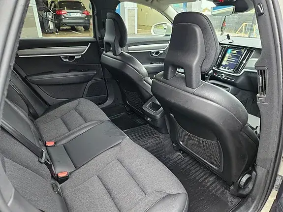 Volvo V90 2017 photo 2