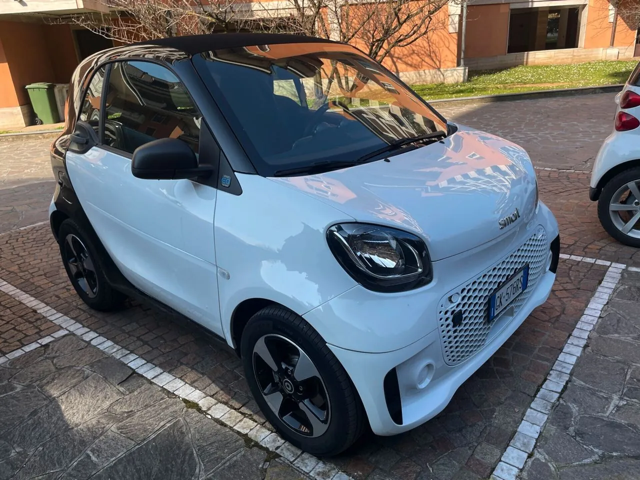 Smart Fortwo 2022 photo 2