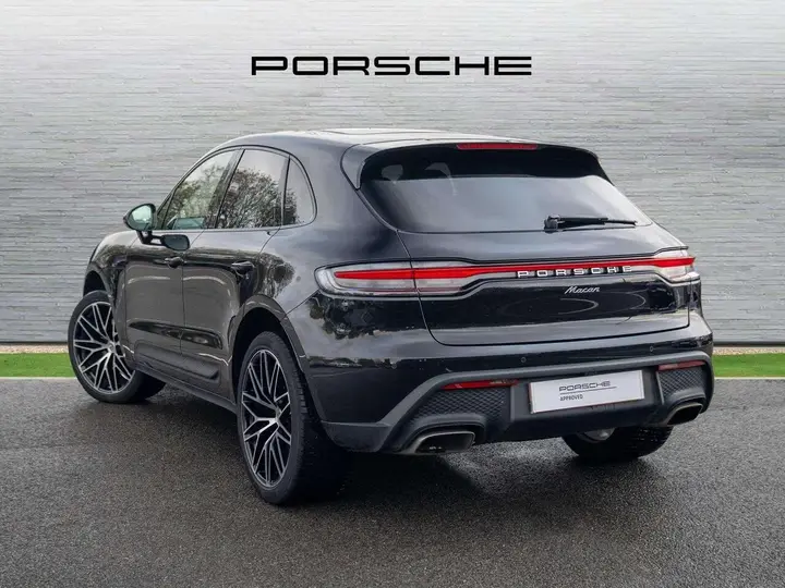 Porsche Macan 2022 photo 2