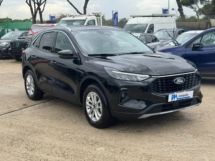 Ford Kuga 2024 photo 2