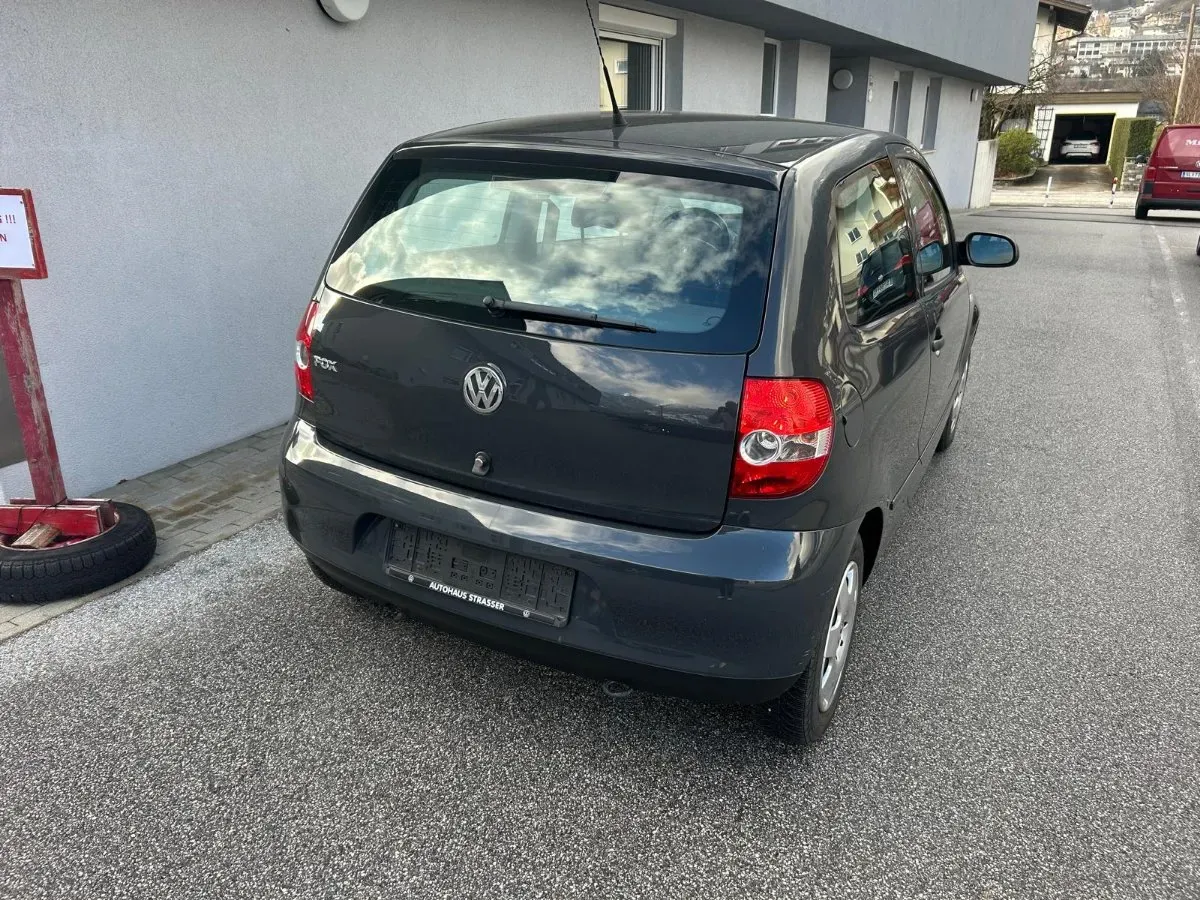 Volkswagen Fox 2011 photo 3
