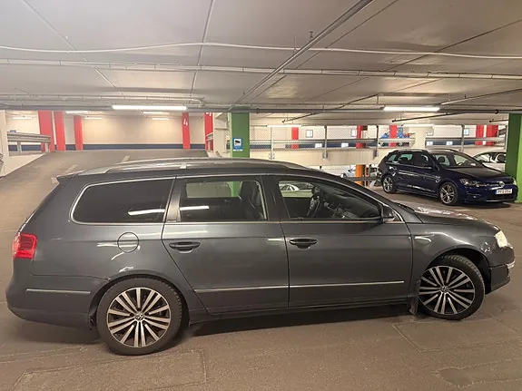 Volkswagen Passat 2010 photo 5