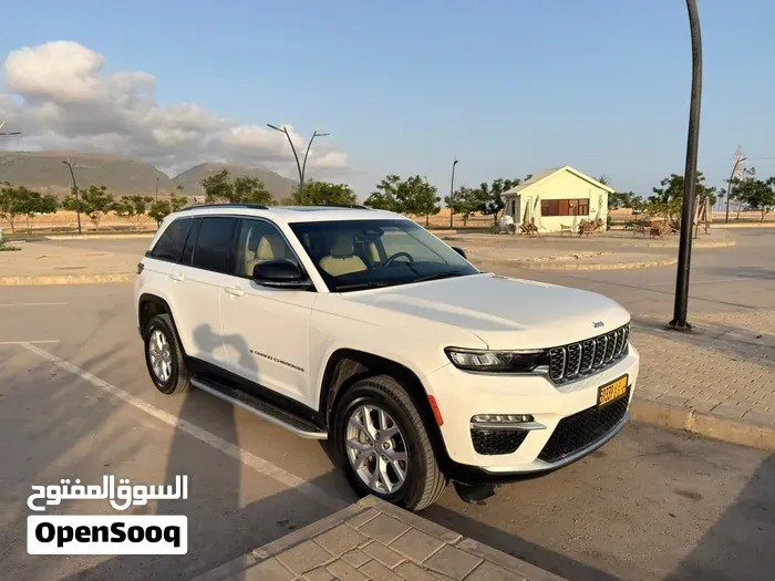 Jeep Grand Cherokee 2023 photo 5