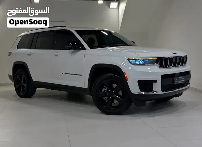 Jeep Grand Cherokee 2023 photo 2