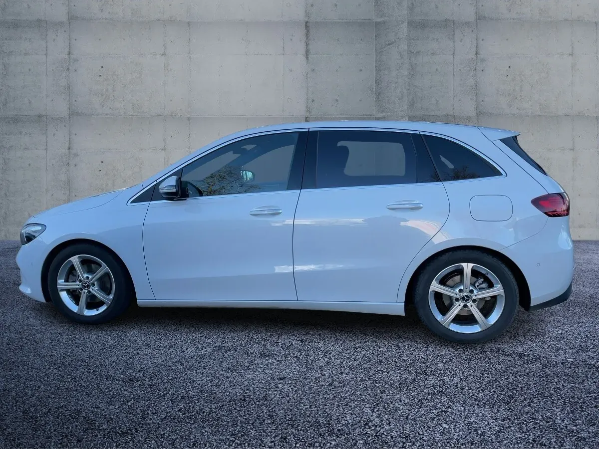 Mercedes-Benz B-Class 2023 photo 3
