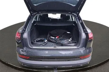 Audi E-Tron 2021 photo 3