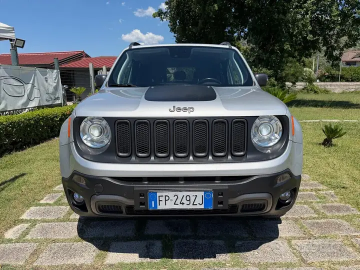 Jeep Renegade 2018 photo 2