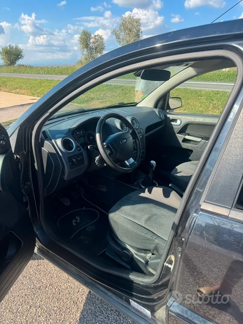 Ford Fusion 2007 photo 4