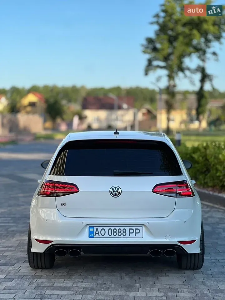 Volkswagen Golf R 2017 photo 4