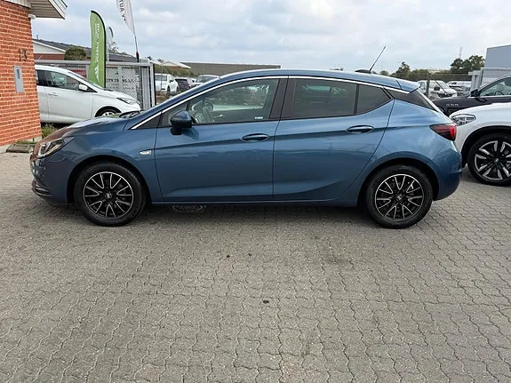 Opel Astra 2017 photo 3