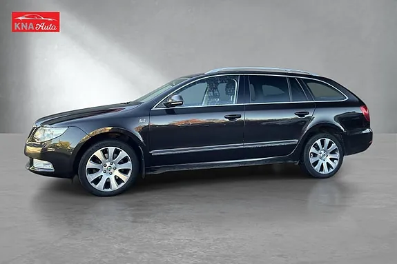 Skoda Superb 2013 photo 3