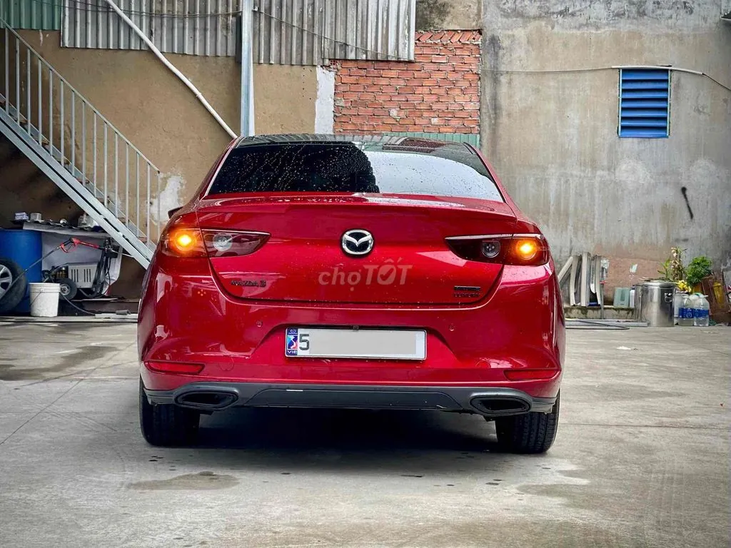 Mazda 3 2021 photo 2