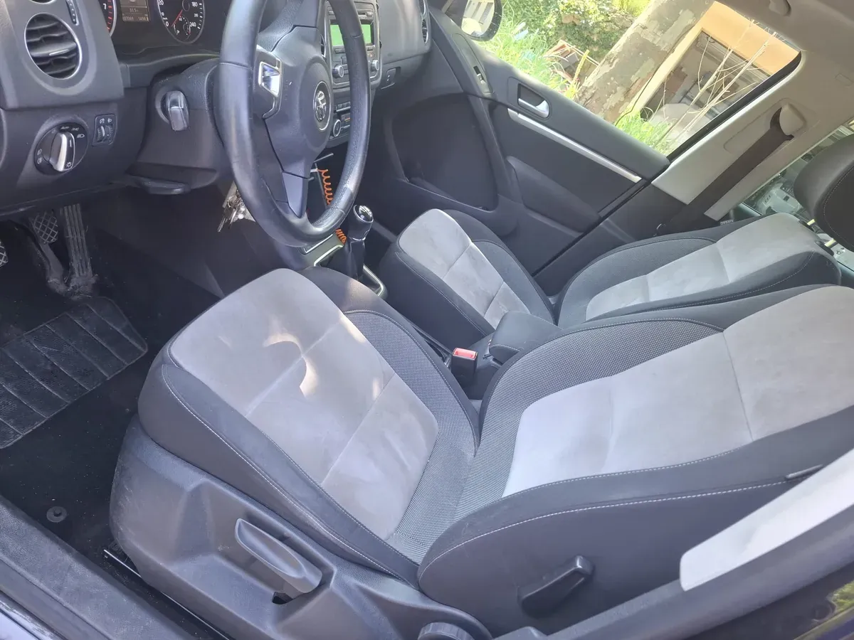 Volkswagen Tiguan 2012 photo 3