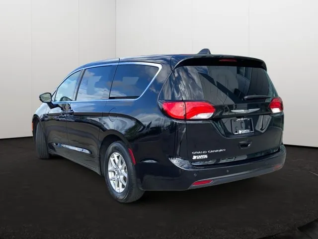 Chrysler Grand Caravan 2025 photo 4