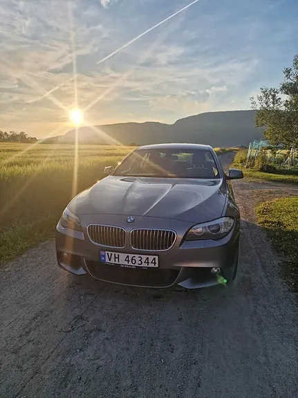 BMW 520D 2012 photo 2