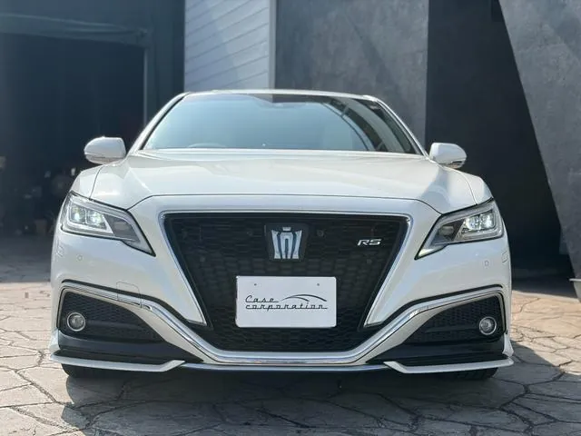 Toyota Crown Hybrid Rs 2018 photo 2