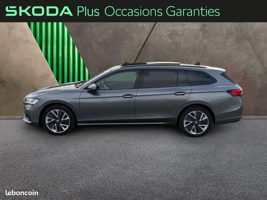Skoda Superb 2024 photo 2