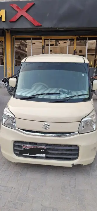 Suzuki Spacia