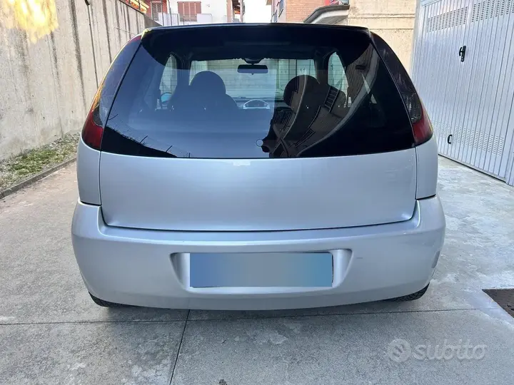 Opel Corsa C 2005 photo 4