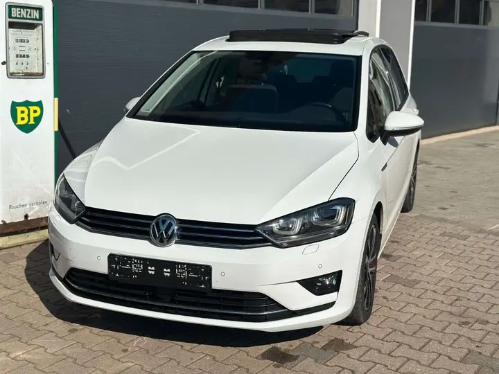 Volkswagen Golf Sportsvan 2015 photo 2