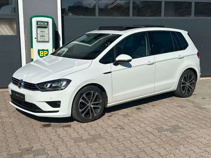 Volkswagen Golf Sportsvan 2015 photo 3