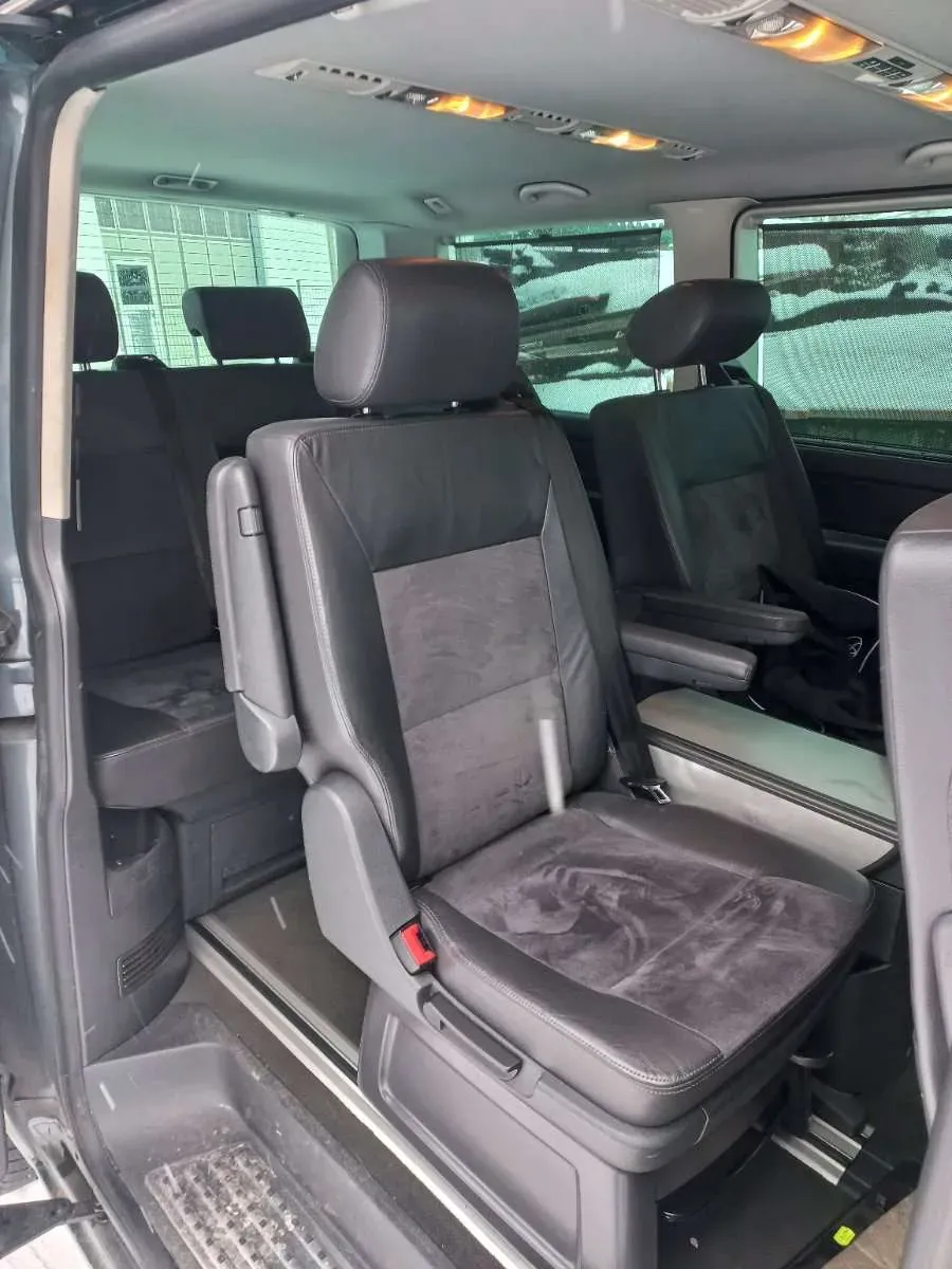 Volkswagen Multivan 2007 photo 2