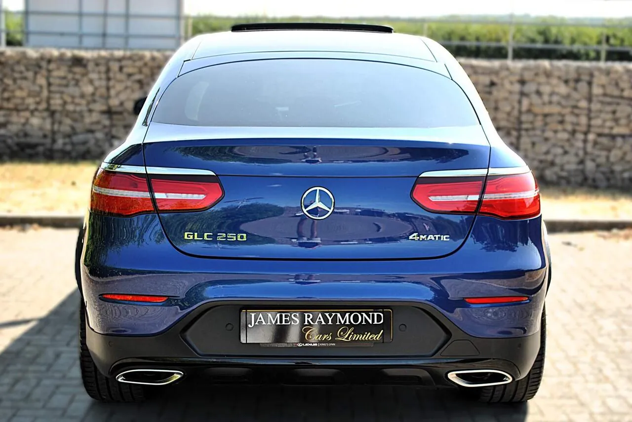 Mercedes-Benz Glc250 Amg Line Premium Plus Coupe 2019 photo 3