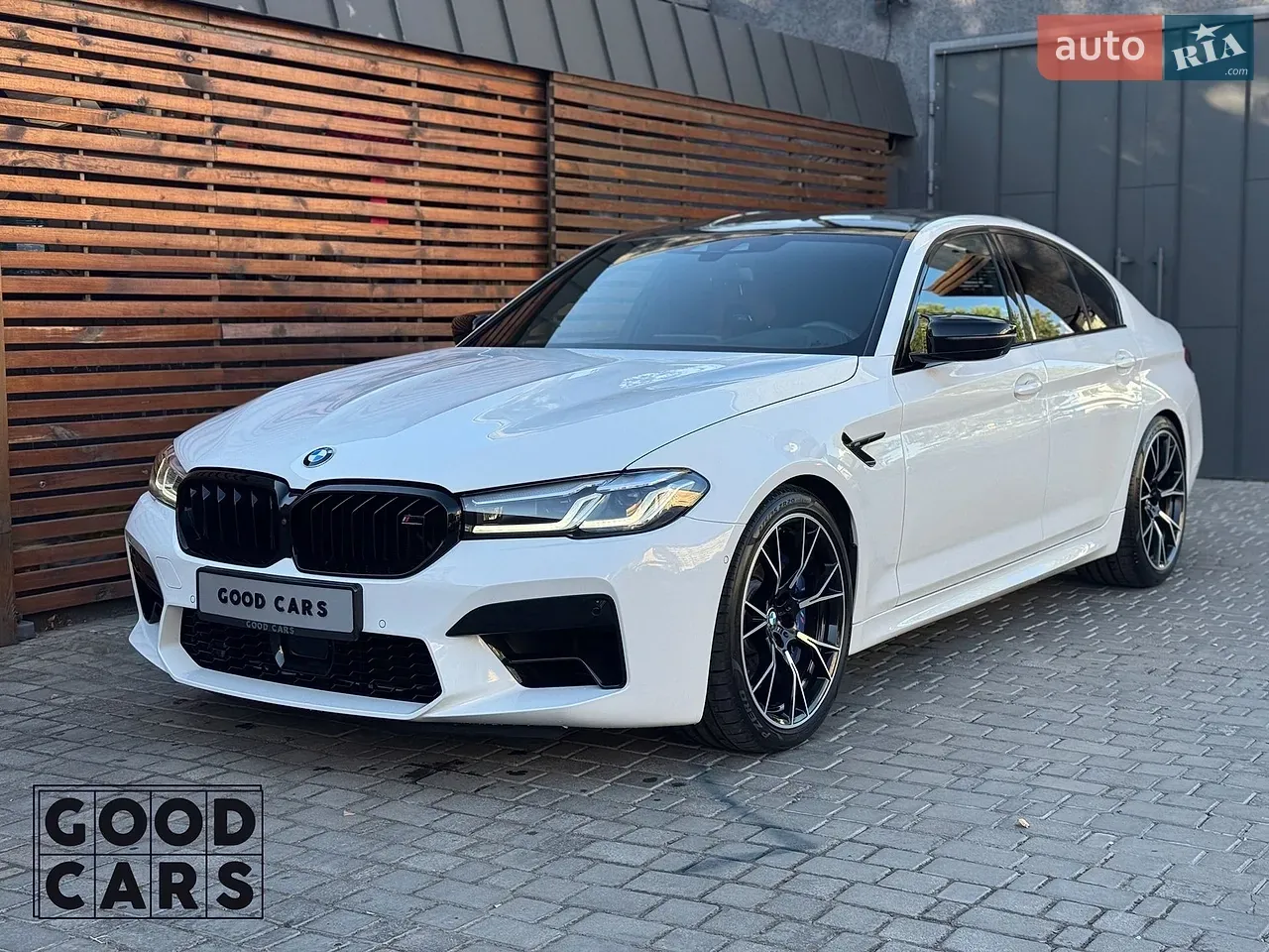BMW M5 2019 photo 3