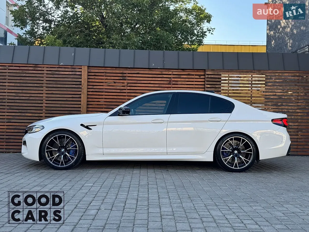 BMW M5 2019 photo 4