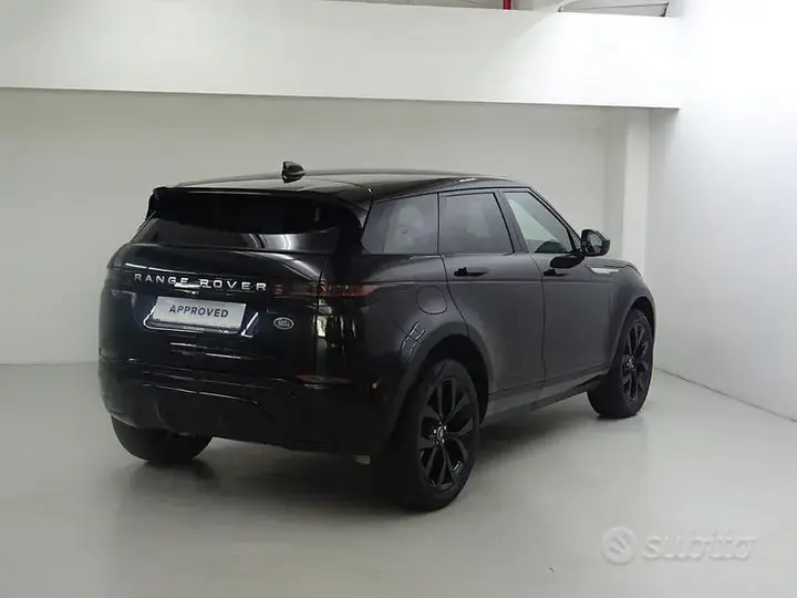 Land Rover Evoque 2022 photo 2